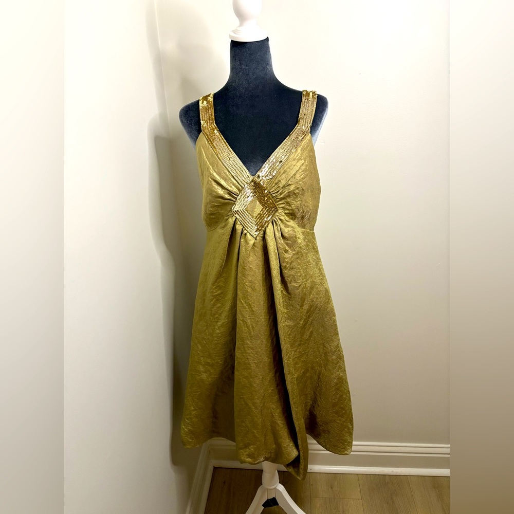 NWT Essentials By ABS Gold Sleeveless Dress With Sequin Detailing Size 8